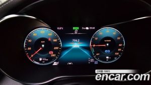 Mercedes-Benz GLC-Class GLC300e 4MATIC 2021 года из Южной Кореи