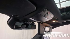 Mercedes-Benz GLC-Class GLC300e 4MATIC 2021 года из Южной Кореи