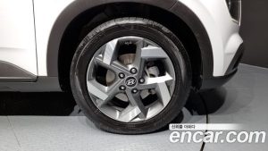 Hyundai Venue 1.6 Flux 2020 года из Южной Кореи