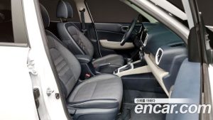 Hyundai Venue 1.6 Flux 2020 года из Южной Кореи