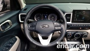 Hyundai Venue 1.6 Flux 2020 года из Южной Кореи