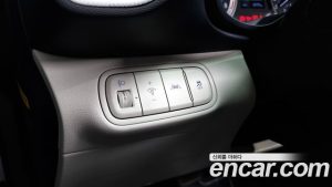Hyundai Venue 1.6 Flux 2020 года из Южной Кореи