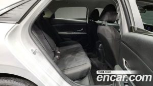 Hyundai AVANTE 1.6 2021 года из Южной Кореи