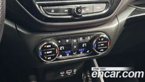 ChevroletGMDaewoo Trailblazer 1.3 Turbo 2WD 2022 года из Южной Кореи