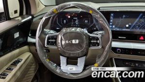 Kia Carnival 9-Seater Signature 2024 года из Южной Кореи