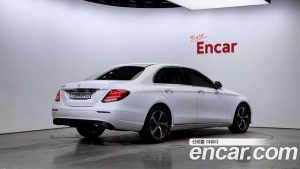 Mercedes-Benz E-Class E250 Avantgarde 2020 года из Южной Кореи