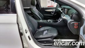 Mercedes-Benz E-Class E250 Avantgarde 2020 года из Южной Кореи