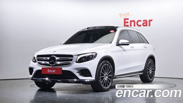 Mercedes-Benz GLC-Class GLC300 4MATIC AMG Line 2019 года из Кореи