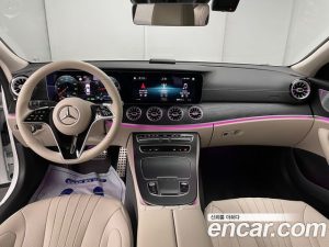 Mercedes-Benz CLS-Class CLS300d 4MATIC 2023 года из Южной Кореи
