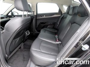 Kia K5 2.0 2020 года из Южной Кореи