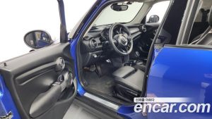 Mini Cooper 5Door HIGH 2021 года из Южной Кореи