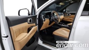 Kia Sorento HEV 1.6 2WD 2022 года из Южной Кореи