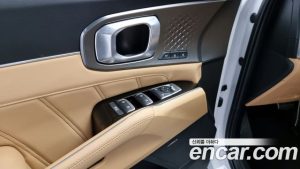 Kia Sorento HEV 1.6 2WD 2022 года из Южной Кореи