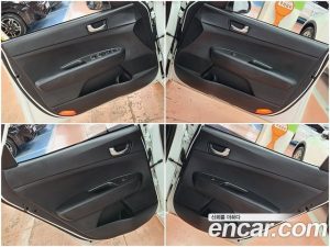 Kia K5 2.0 2020 года из Южной Кореи