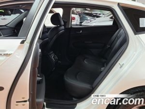 Kia K5 2.0 2020 года из Южной Кореи