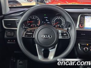 Kia K5 2.0 2020 года из Южной Кореи