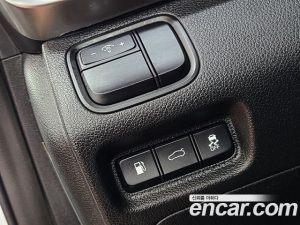 Kia K5 2.0 2020 года из Южной Кореи