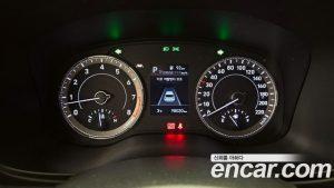 Hyundai Venue 1.6 Flux 2020 года из Южной Кореи