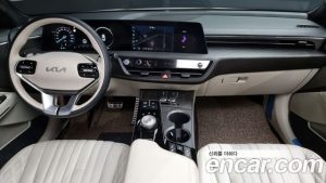 Kia K8 Signature 2023 года из Южной Кореи