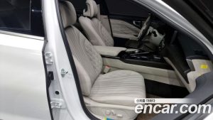 Kia K8 Signature 2023 года из Южной Кореи