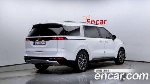 Kia Carnival 9-Seater Prestige 2023 года из Южной Кореи