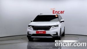 Kia Carnival 9-Seater Prestige 2023 года из Южной Кореи