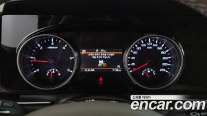 Kia Carnival 9-Seater Prestige 2023 года из Южной Кореи