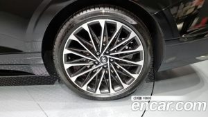 Hyundai Grandeur Calligraphy 2023 года из Южной Кореи