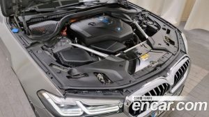 BMW 5-Series 530e M Sport 2021 года из Южной Кореи