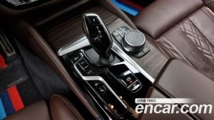 BMW 5-Series 530e M Sport 2021 года из Южной Кореи