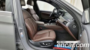 BMW 5-Series 530e M Sport 2021 года из Южной Кореи