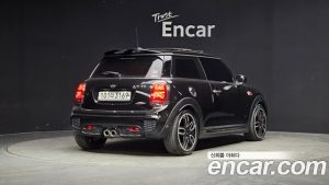 Mini Cooper JCW 2020 года из Южной Кореи