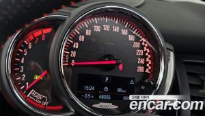 Mini Cooper JCW 2020 года из Южной Кореи