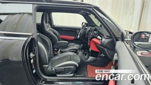 Mini Cooper JCW 2020 года из Южной Кореи