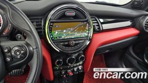 Mini Cooper JCW 2020 года из Южной Кореи