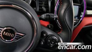 Mini Cooper JCW 2020 года из Южной Кореи