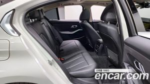 BMW 3-Series 320i 2021 года из Южной Кореи