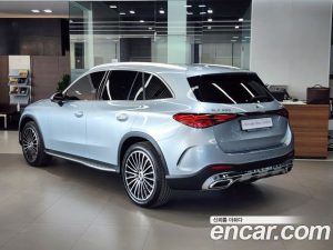 Mercedes-Benz GLC-Class GLC300 4MATIC 2023 года из Южной Кореи