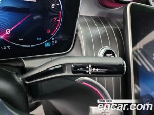 Mercedes-Benz GLC-Class GLC300 4MATIC 2023 года из Южной Кореи