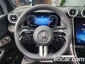 Mercedes-Benz GLC-Class GLC300 4MATIC 2023 года из Южной Кореи