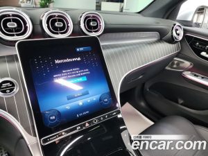 Mercedes-Benz GLC-Class GLC300 4MATIC 2023 года из Южной Кореи