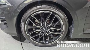 Kia K5 1.6 Turbo 2020 года из Южной Кореи