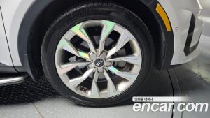 Kia Sorento Дизель 2.2 2WD 2021 года из Южной Кореи