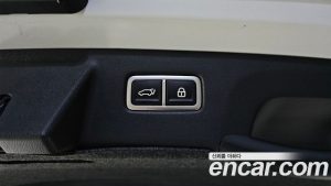 Kia Sorento Дизель 2.2 2WD 2021 года из Южной Кореи