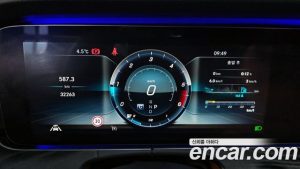 Mercedes-Benz E-Class E220d Coupe 2020 года из Южной Кореи