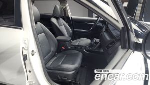 Kia Seltos Бензин 1.6 Turbo 2WD 2020 года из Южной Кореи