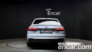 Audi A4 40 TFSI Premium 2021 года из Южной Кореи