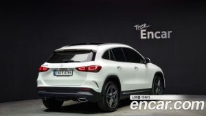 Mercedes-Benz GLA-Class GLA250 4MATIC 2021 года из Южной Кореи