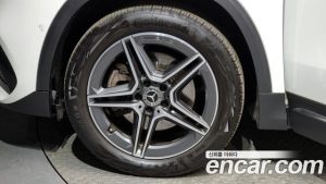 Mercedes-Benz GLA-Class GLA250 4MATIC 2021 года из Южной Кореи