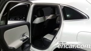 Mercedes-Benz GLA-Class GLA250 4MATIC 2021 года из Южной Кореи